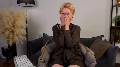 Iren online show from March 1, 3:23 pm