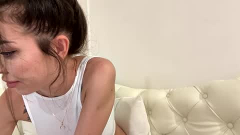 Snapshot of _funsize_ chatting on January 19, 12:39 pm Lisa online show from January 19, 12:39 pm