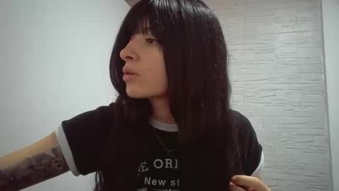 Mia-foster online show from November 11, 7:00 pm