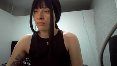 Mia-foster online show from August 5, 1:34 am