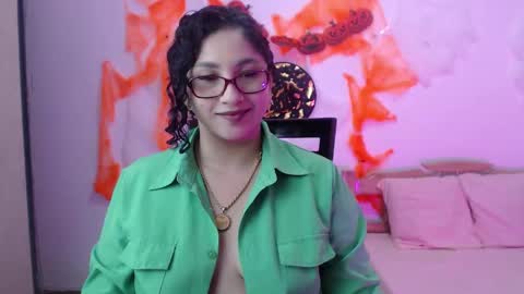 Snapshot of _gia_dior chatting on October 13, 10:12 pm Gia Independent model online show from October 13, 10:12 pm