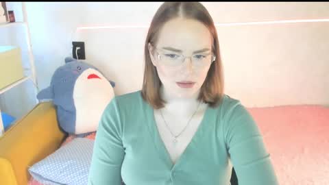 Snapshot of _gingermean_ chatting on January 16, 8:00 am GingerMean online show from January 16, 8:00 am