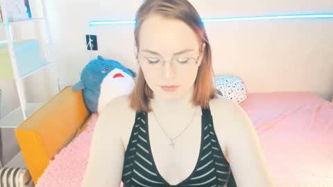 Snapshot of _gingermean_ chatting on January 25, 7:49 am GingerMean online show from January 25, 7:49 am