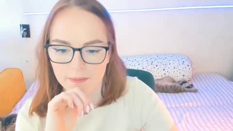 Snapshot of _gingermean_ chatting on February 21, 7:22 am GingerMean online show from February 21, 7:22 am