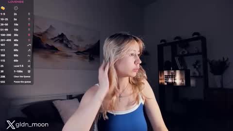 Snapshot of _golden_moon_ chatting on March 2, 8:03 pm Rina online show from March 2, 8:03 pm