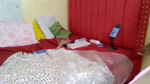 Goldie online show from October 22, 8:30 am