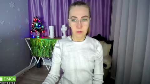 Snapshot of _greybunny_ chatting on January 11, 4:06 am _greybunny_ online show from January 11, 4:06 am