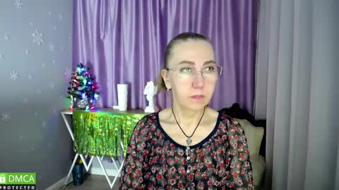 Snapshot of _greybunny_ chatting on January 13, 9:30 am _greybunny_ online show from January 13, 9:30 am