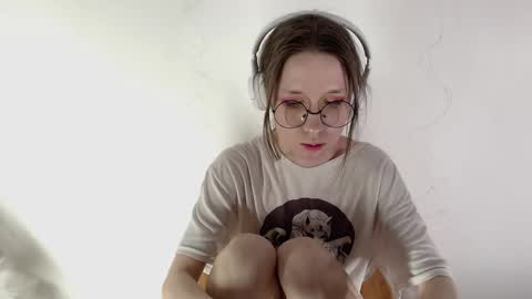 Hannaolotl online show from February 20, 1:45 pm