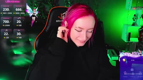 Helen Carter 3  Next stream   2330 MSC online show from January 4, 8:27 pm