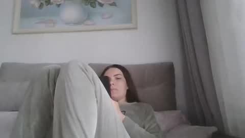 Criss4u online show from April 8, 6:15 am