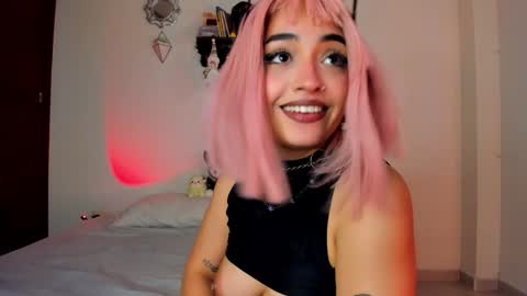 Jenn  online show from December 10, 9:43 pm