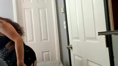 YOUR FUTURE EXXXWIFE online show from April 5, 7:40 am