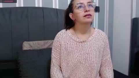 Isa online show from January 19, 11:23 am