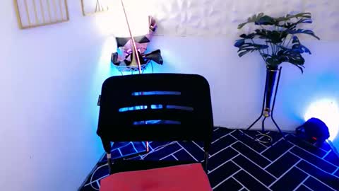 Snapshot of _joana chatting on September 19, 4:06 pm _joana online show from September 19, 4:06 pm