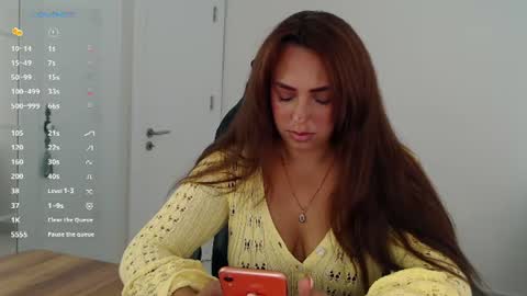 _just_a_queen_3 online show from July 23, 4:26 pm