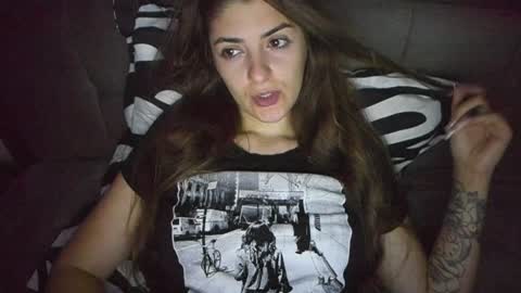Snapshot of _just_a_simple_girl chatting on December 10, 1:22 pm _just_a_simple_girl online show from December 10, 1:22 pm