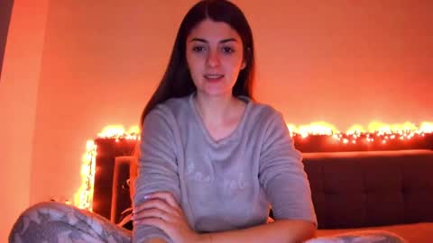 Snapshot of _just_a_simple_girl chatting on February 4, 11:05 am _just_a_simple_girl online show from February 4, 11:05 am