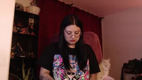 Snapshot of _kat_sweet chatting on January 19, 4:33 am Cata online show from January 19, 4:33 am