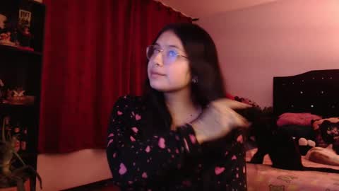 Snapshot of _kat_sweet chatting on February 10, 3:35 am Cata online show from February 10, 3:35 am