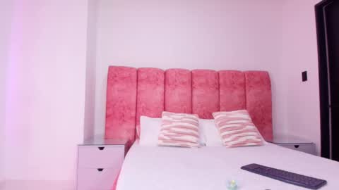 Kendall online show from November 21, 12:18 pm