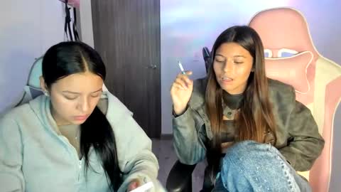 Snapshot of _khloe_sweet chatting on September 19, 11:59 pm khloe sweet online show from September 19, 11:59 pm