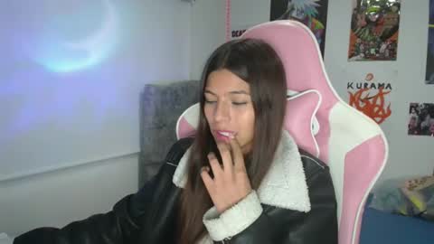 Snapshot of _khloe_sweet chatting on February 2, 11:42 pm khloe sweet online show from February 2, 11:42 pm