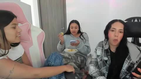 Snapshot of _khloe_sweet chatting on October 9, 6:01 pm khloe sweet online show from October 9, 6:01 pm