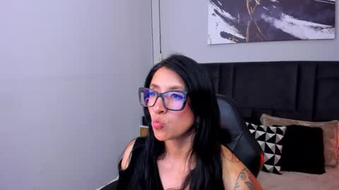 Kiraaaa 0 online show from March 9, 9:18 pm