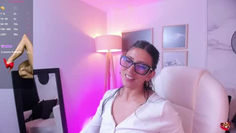 Snapshot of _kiramoon__ chatting on January 12, 7:53 pm Kiraaaa 0 online show from January 12, 7:53 pm
