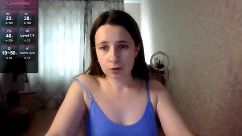 _kylle_ online show from October 5, 1:05 pm