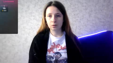 _kylle_ online show from September 27, 10:00 am