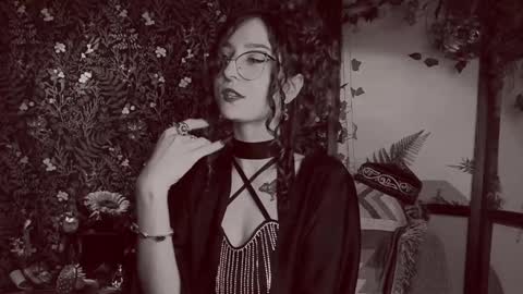 Lady Luna online show from December 28, 12:04 am