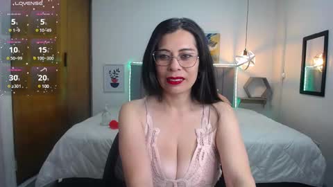 paulina  online show from February 28, 4:42 pm