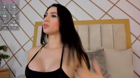 Laura online show from January 12, 3:56 am