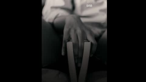 Lia Stone online show from April 15, 8:20 pm