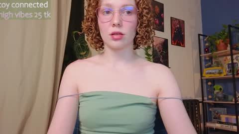 Snapshot of _lightmyfire chatting on February 4, 1:45 am Salome   Lovense always on from 5 tk   My content and your custom requests  online show from February 4, 1:45 am