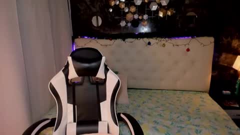 Liily online show from January 8, 6:50 am