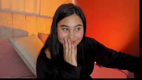 Ivy 3 online show from December 18, 7:18 pm