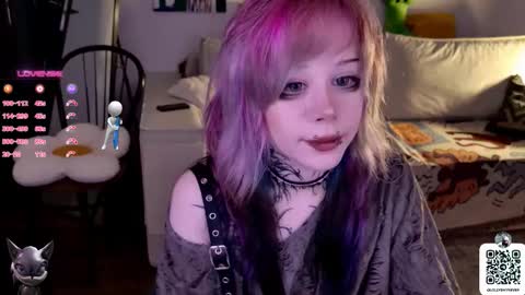 Lolly online show from October 10, 11:15 am