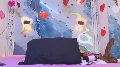 Lorrayne online show from February 11, 12:17 pm