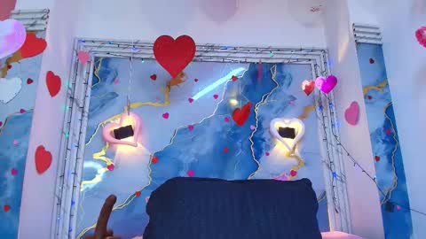 Lorrayne online show from February 2, 12:15 pm