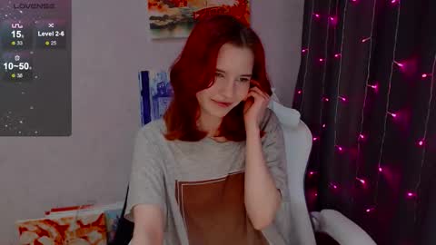 Snapshot of _lovelylu_ chatting on October 4, 6:56 pm Lu online show from October 4, 6:56 pm
