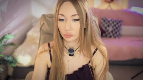 Melanie online show from February 1, 11:09 am