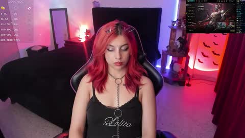 Queen.  Help me reach 100 thumbs up  online show from November 20, 12:55 am