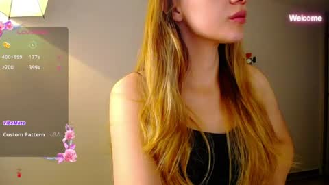 _luna10 online show from July 28, 9:40 am