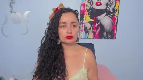 Snapshot of _luna__sweet_ chatting on September 27, 2:41 am luna sweet online show from September 27, 2:41 am