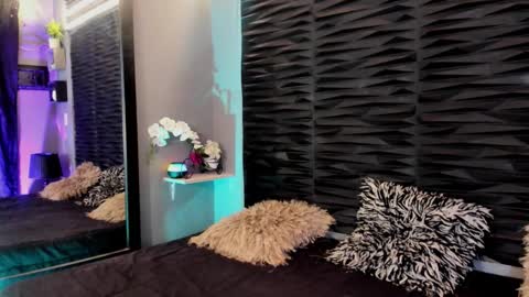 _lustyles_ online show from November 20, 8:04 am