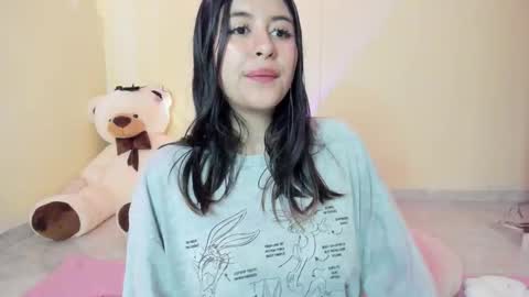 Snapshot of _maiahairy_ chatting on October 9, 1:26 pm Maia online show from October 9, 1:26 pm