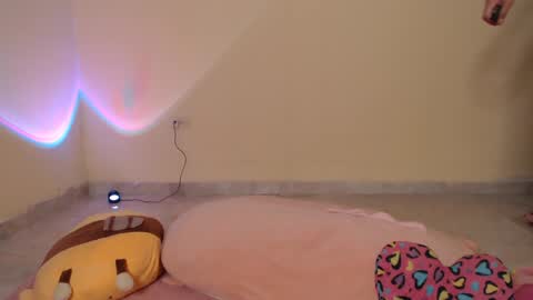 Snapshot of _maiahairy_ chatting on January 23, 11:15 pm Maia online show from January 23, 11:15 pm